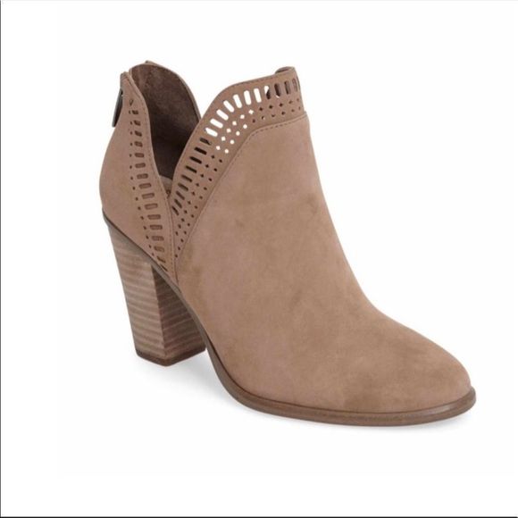 Vince Camuto Lacy Cutout Booties New - Picture 2 of 8